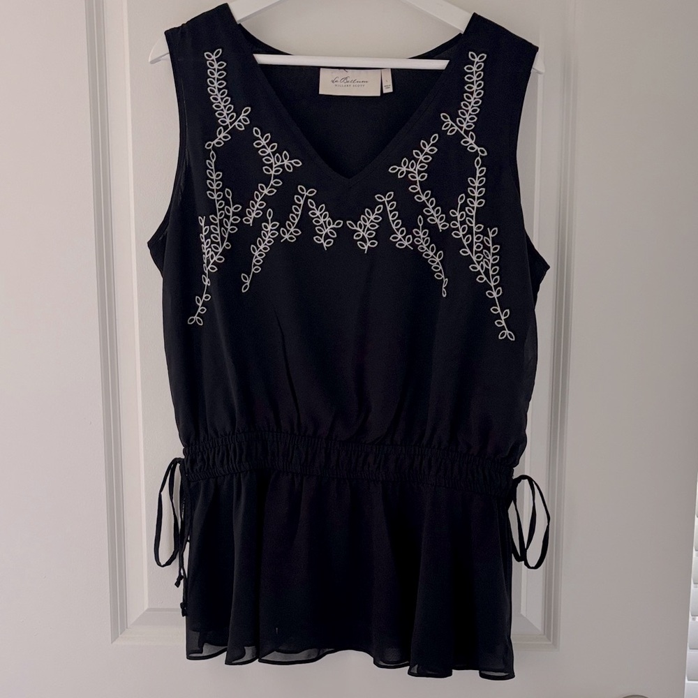La Bellum Hillary Scott Black Embroidered Sleeveless Top size L